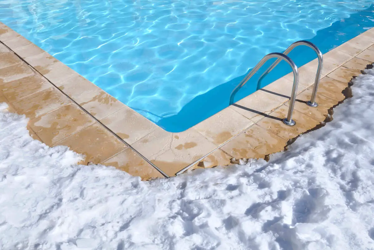 How Much Does It Cost To De-Winterize a Pool?